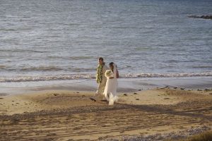 Boda en la playa Málaga F04. Ceremonia civil en la playa. Bodas frente al mar. Civil ceremonies Marbella. Weddings on the beach Spain. Bodas Marbella, Fuengirola, Mijas